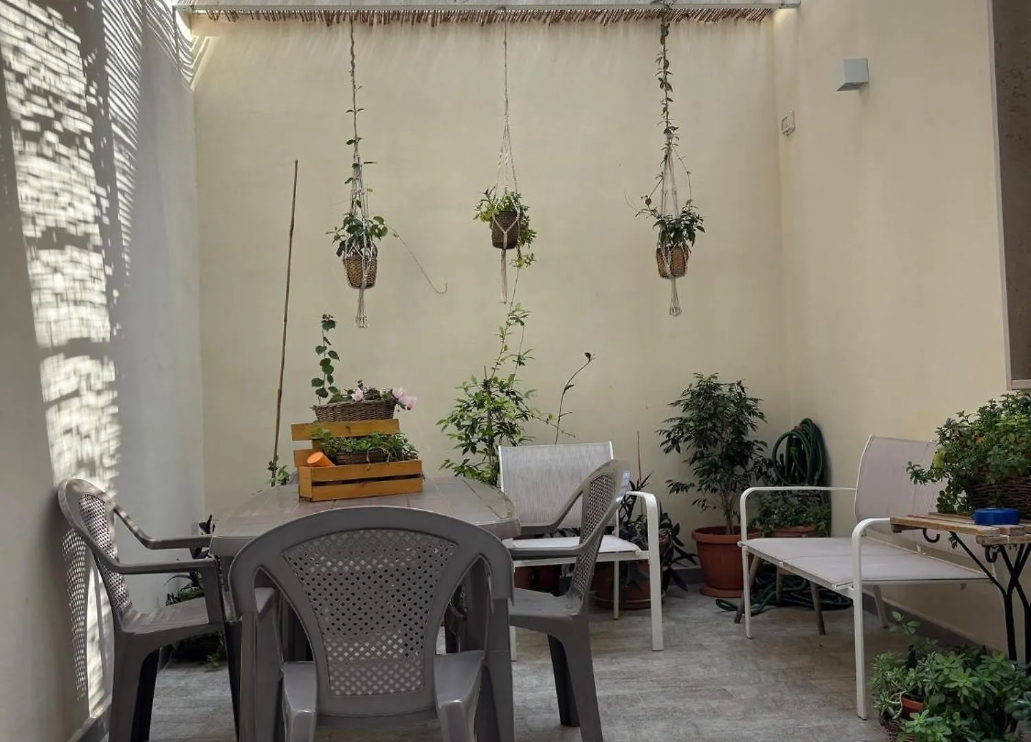 Appartamento Sweet House Bari Via Sagarriga Visconti 164 Bari 0*,  Italia