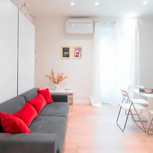 https://italianway-melzo-24.italymilanhotels.net