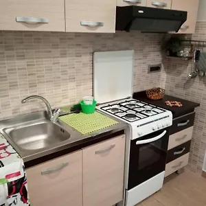 https://la-casa-di-francy.hotels-amalfi.com