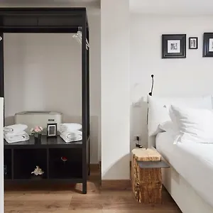 https://celestes-house.it-tuscanyhotel.com